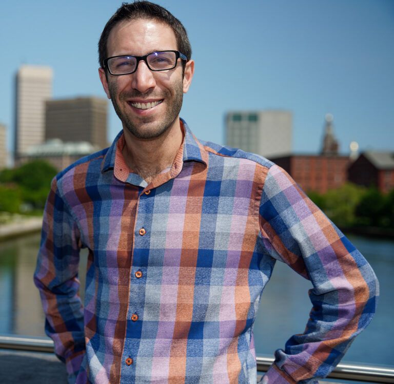 Shabbaton with Judaism Unbound's Lex Rofeberg